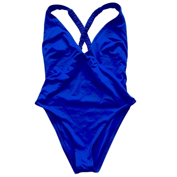 Vitamin A Jadon One Piece - Picture 3 of 11